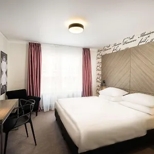 4* Отель Elaya West