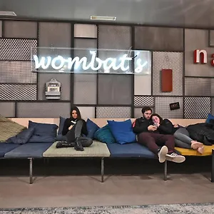 Hostel Wombats The Lounge, Bécs