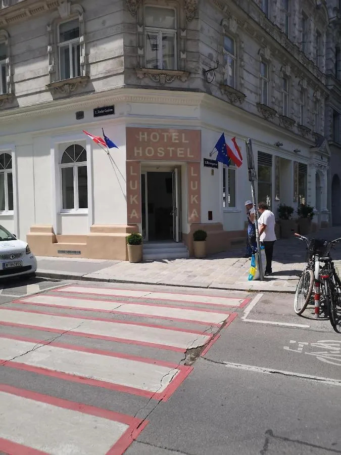 Ch-Hostel Vienna Ostello